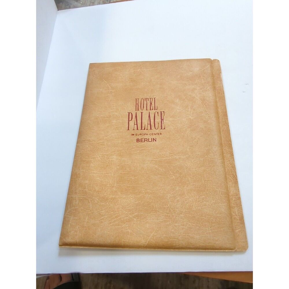 Hotel Palace Guestbook Rustic Leather Look (Naugahyde) Circa 1968 Berlin Germany
